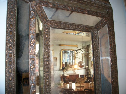 AN ANTIQUE NAPOLEON III CUSHION MIRROR - ADDITIONAL PHOTO 2