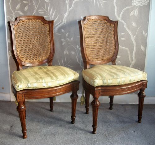 pair of italian neoclassical walnut chairs - CATEGORY: ANTIQUE CHAIRS - DATED 18TH CENTURY
