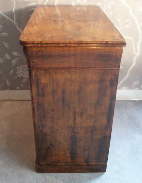 ANTIQUE SMALL WALNUT CHEST OF DRAWERS - ADDITIONAL PHOTO 5