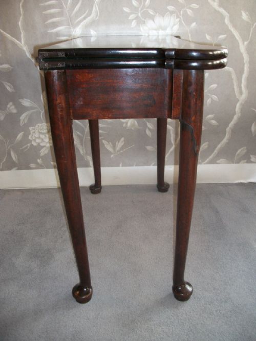 GEORGE II WALNUT CARD GAMES TABLE - ADDITIONAL PHOTO 8
