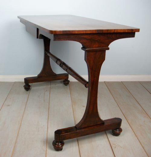 a regency rosewood centre table - CATEGORY: ANTIQUE TABLES - DATED REGENCY