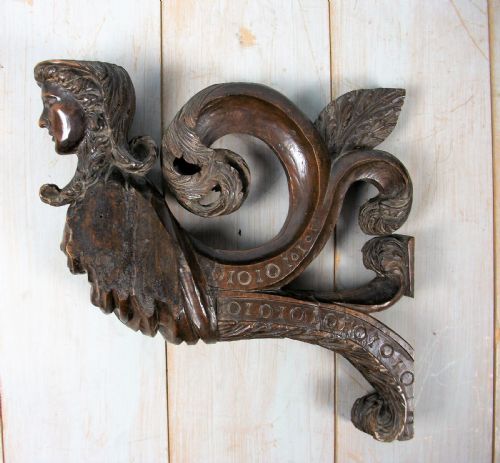 A PAIR OF ARCHITECTURAL CARVINGS OF EXCEPTIONAL QUALITY - ADDITIONAL PHOTO 6
