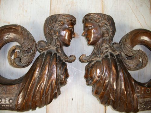 A PAIR OF ARCHITECTURAL CARVINGS OF EXCEPTIONAL QUALITY - ADDITIONAL PHOTO 9