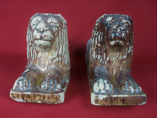 PAIR OF ANTIQUE ITALIAN TERRACOTTA LION FIREDOGS - ADDITIONAL PHOTO 5