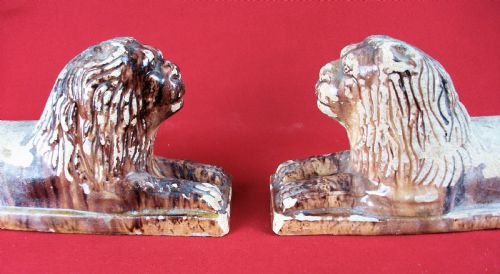 PAIR OF ANTIQUE ITALIAN TERRACOTTA LION FIREDOGS - ADDITIONAL PHOTO 9