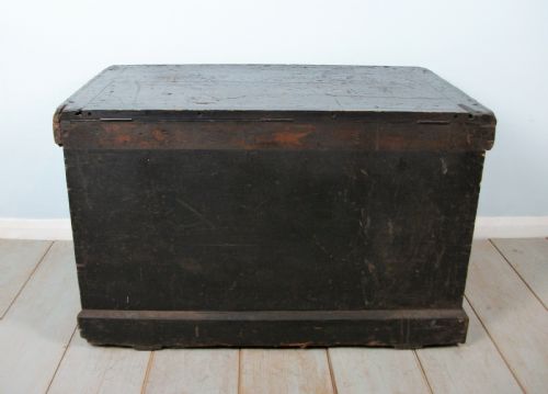 STEAMER TRUNK WITH FITTED INTERIOR - ADDITIONAL PHOTO 3