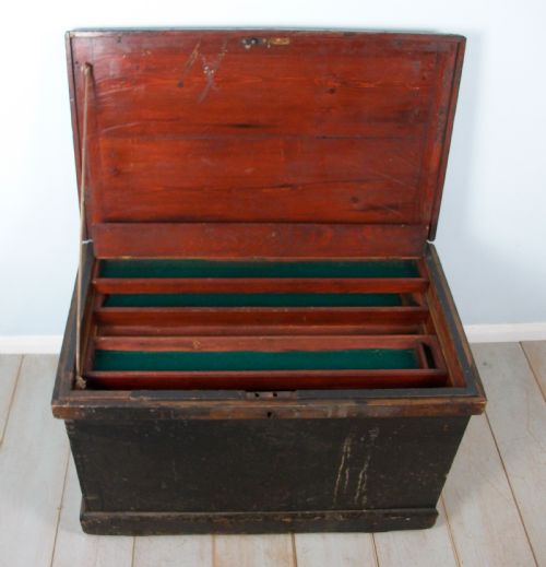 STEAMER TRUNK WITH FITTED INTERIOR - ADDITIONAL PHOTO 7