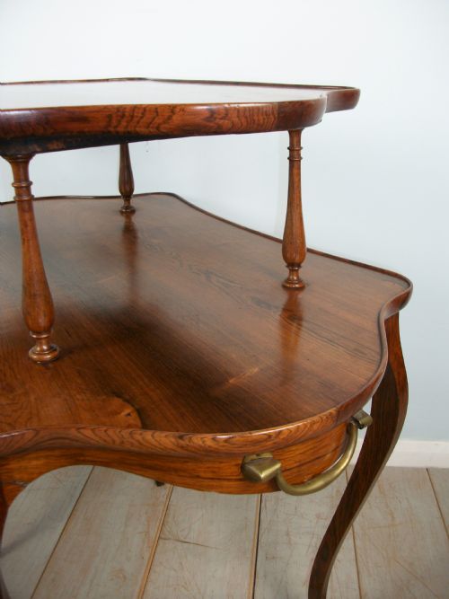 A FINE QUALITY SERPENTINE TWO TIER OCCASIONAL ETAGERE CENTRE TABLE - ADDITIONAL PHOTO 8