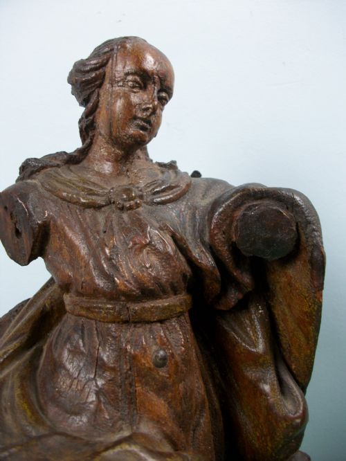 C17TH ITALIAN CARVED OAK WOOD SCULPTURE OF THE VIRGIN MARY - ADDITIONAL PHOTO 1