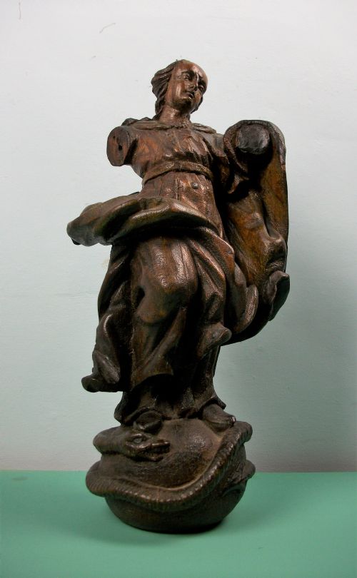 C17TH ITALIAN CARVED OAK WOOD SCULPTURE OF THE VIRGIN MARY - ADDITIONAL PHOTO 2