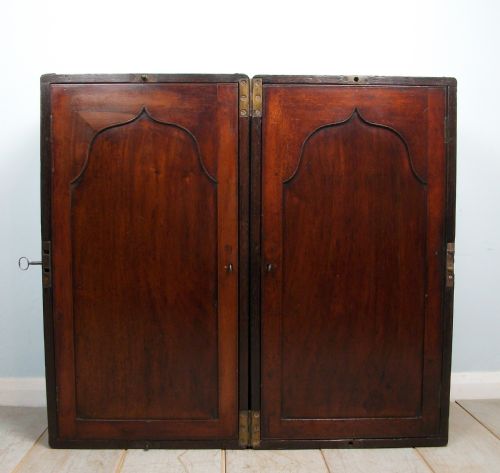 A 19TH CENTURY CAMPAIGN BOOKCASE - ADDITIONAL PHOTO 10
