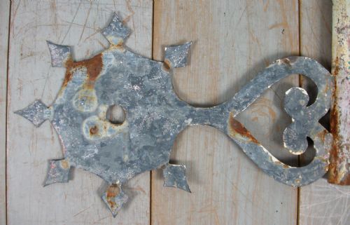 PAIR OF VERY DECORATIVE WEATHER VANES - ADDITIONAL PHOTO 10