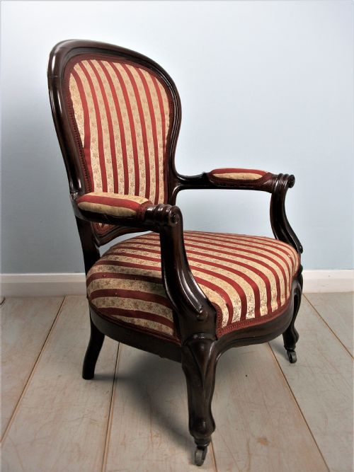 SMALL VICTORIAN MAHOGANY CHILDS BERGERE CHAIR OPEN ARMCHAIR - ADDITIONAL PHOTO 2