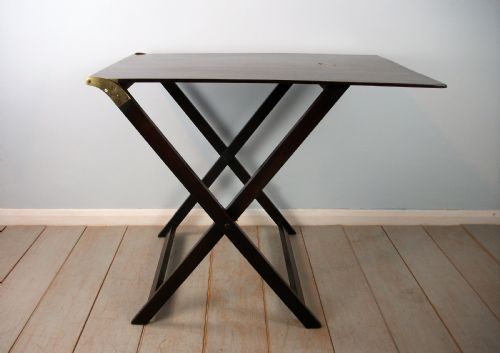 A LATE GEORGIAN MAHOGANY FOLDING CAMPAIGN TABLE - ADDITIONAL PHOTO 3