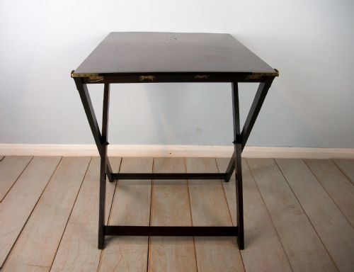 A LATE GEORGIAN MAHOGANY FOLDING CAMPAIGN TABLE - ADDITIONAL PHOTO 5
