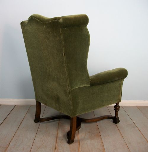 A PAIR OF WILLIAM AND MARY WING ARMCHAIRS - ADDITIONAL PHOTO 8
