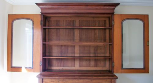 A SUPERB WILLIAM IV EARLY VICTORIAN MAHOGANY BOOKCASE - ADDITIONAL PHOTO 2