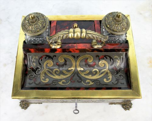 A LATE GEORGIAN EARLY REGENCY INKSTAND OF THE HIGHEST QUALITY - ADDITIONAL PHOTO 3