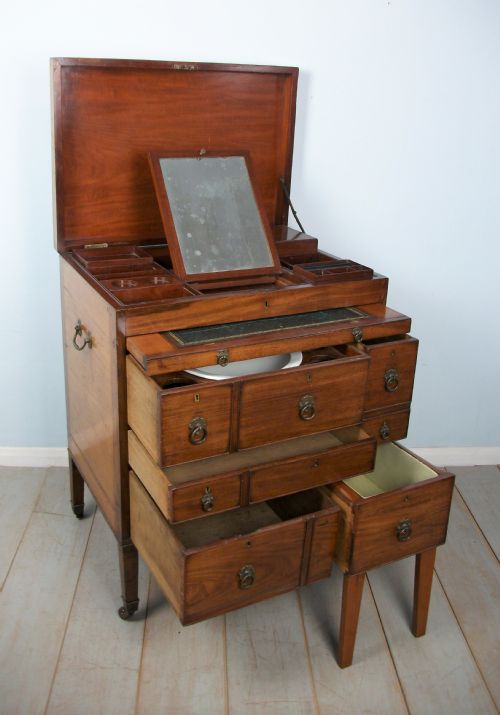 A GEORGIAN MAHOGANY CAMPAIGN MILITARY GENTLEMAN'S CHEST CHEST OF DRAWERS - ADDITIONAL PHOTO 14