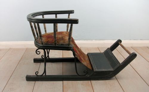 LATE VICTORIAN CHILD'S SLEIGH CHAIR - ADDITIONAL PHOTO 3
