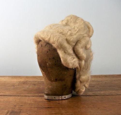 VICTORIAN LADY'S WIG AND STAND - ADDITIONAL PHOTO 6