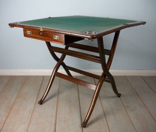Mahogany Campaign Folding Card / Games Table