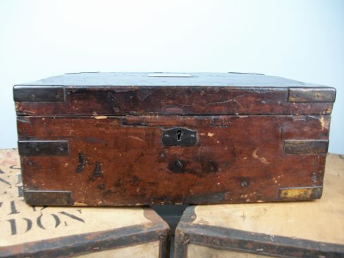 19TH CENTURY BRASS BOUND MILITARY CAMPAIGN DOCUMENT BOX FROM THE BOER WAR ERA CIRCA 1900 - ADDITIONAL PHOTO 2