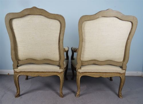 A FINE PAIR OF PAINTED GILT FRENCH ARMCHAIRS FAUTEUIL - ADDITIONAL PHOTO 11