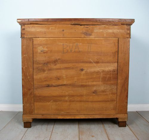 A FINE 19TH CENTURY FRENCH WALNUT CONSOLE TABLE - ADDITIONAL PHOTO 3