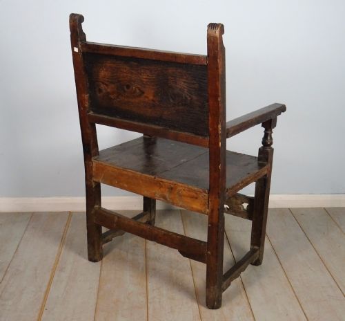 ITALIAN RENAISSANCE CHAIRS TWO PAIRS - ADDITIONAL PHOTO 10