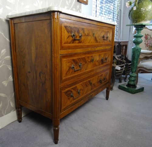 a french 19th c walnut inlaid chest of drawers - CATEGORY: ANTIQUE CHEST OF DRAWERS - DATED 19TH CENTURY