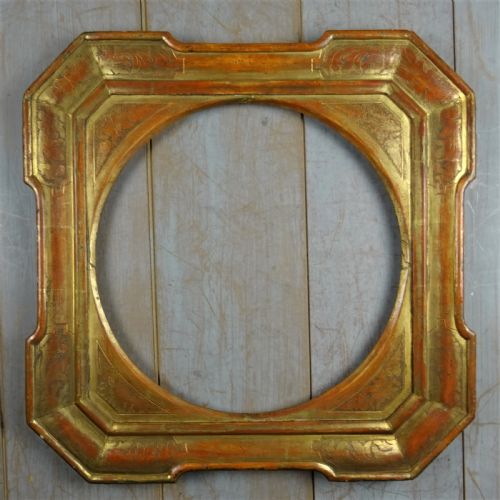 GILT ITALIAN PICTURE FRAME ROUND MOUNT - ADDITIONAL PHOTO 2