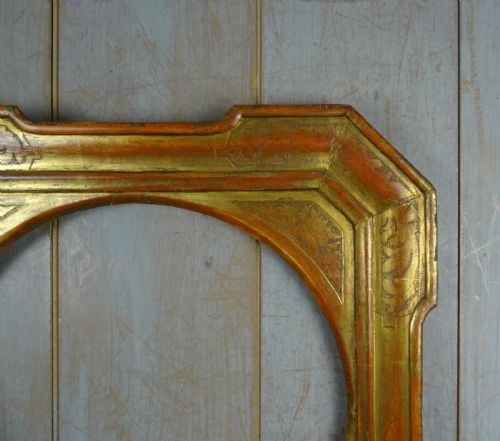 GILT ITALIAN PICTURE FRAME ROUND MOUNT - ADDITIONAL PHOTO 3