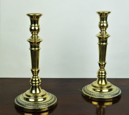 PAIR OF 19TH C BRASS CANDLESTICKS - ADDITIONAL PHOTO 3