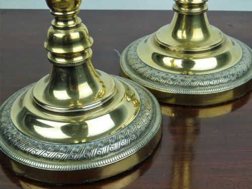 PAIR OF 19TH C BRASS CANDLESTICKS - ADDITIONAL PHOTO 1
