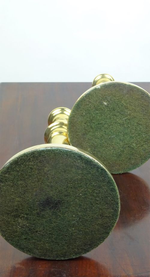 PAIR OF 19TH C BRASS CANDLESTICKS - ADDITIONAL PHOTO 4