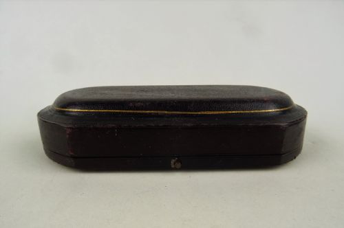 CASED PAIR OF VICTORIAN SILVER SALTS AND SPOONS - ADDITIONAL PHOTO 7