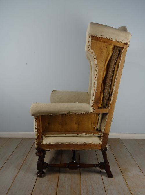 A WILLIAM AND MARY REVIVAL WING BACK ARMCHAIR - ADDITIONAL PHOTO 3