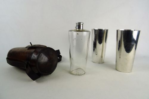 19TH CENTURY CAMPAIGN SPIRIT FLASK AND BEAKERS - ADDITIONAL PHOTO 4