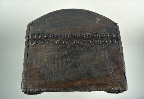 ANTIQUE SMALL TRAVELLING TRUNK - ADDITIONAL PHOTO 4