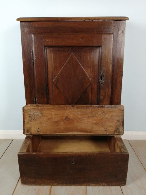 ANTIQUE ITALIAN PRIEDIEU CABINET - ADDITIONAL PHOTO 6