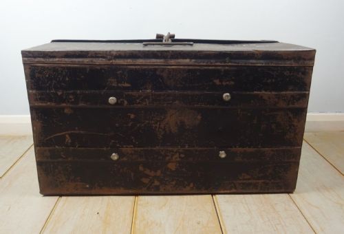EARLY 20TH CENTURY MILITARY CAMPAIGN PAINTED METAL TRUNK - ADDITIONAL PHOTO 12