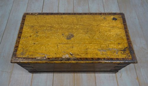 ORIGINAL VICTORIAN HAND PAINTED TRAVELLING TRUNK CHEST - ADDITIONAL PHOTO 4