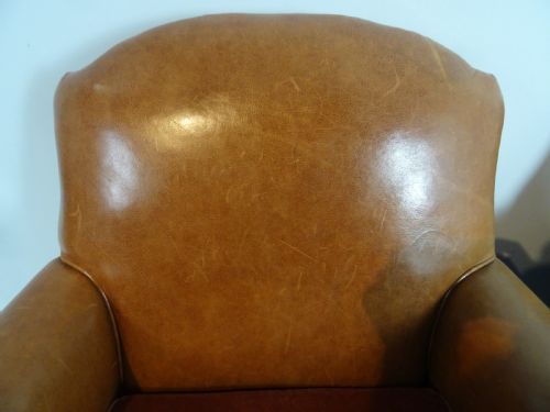 ANTIQUE LEATHER CLUB ARMCHAIR - ADDITIONAL PHOTO 2