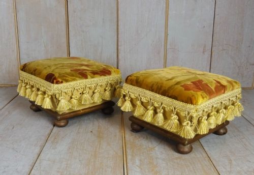 PAIR OF SMALL UPHOLSTERED FOOTSTOOLS - ADDITIONAL PHOTO 1