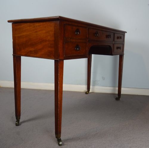 ANTIQUE GEORGIAN MAHOGANY DESK - ADDITIONAL PHOTO 3