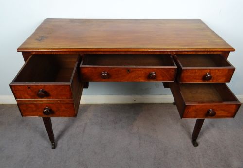 ANTIQUE GEORGIAN MAHOGANY DESK - ADDITIONAL PHOTO 6