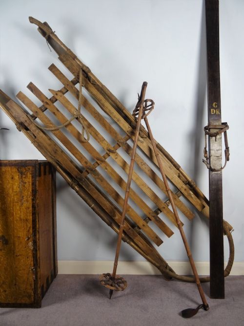 ANTIQUE EXPEDITION EQUIPMENT - ADDITIONAL PHOTO 2