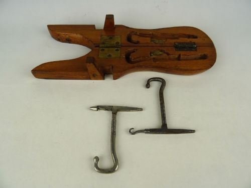 antique victorian campaign treen boot jack - CATEGORY: ANTIQUE MISCELLANEOUS - DATED 19TH CENTURY