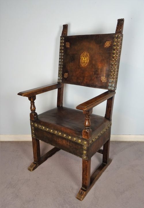 ITALIAN WALNUT AND LEATHER THRONE ARMCHAIR - ADDITIONAL PHOTO 11